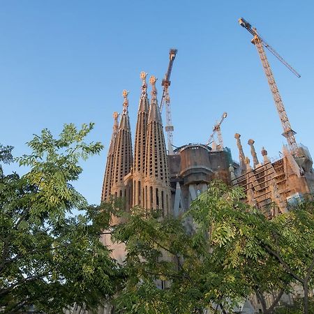 Gaudi Apartment Барселона Екстер'єр фото