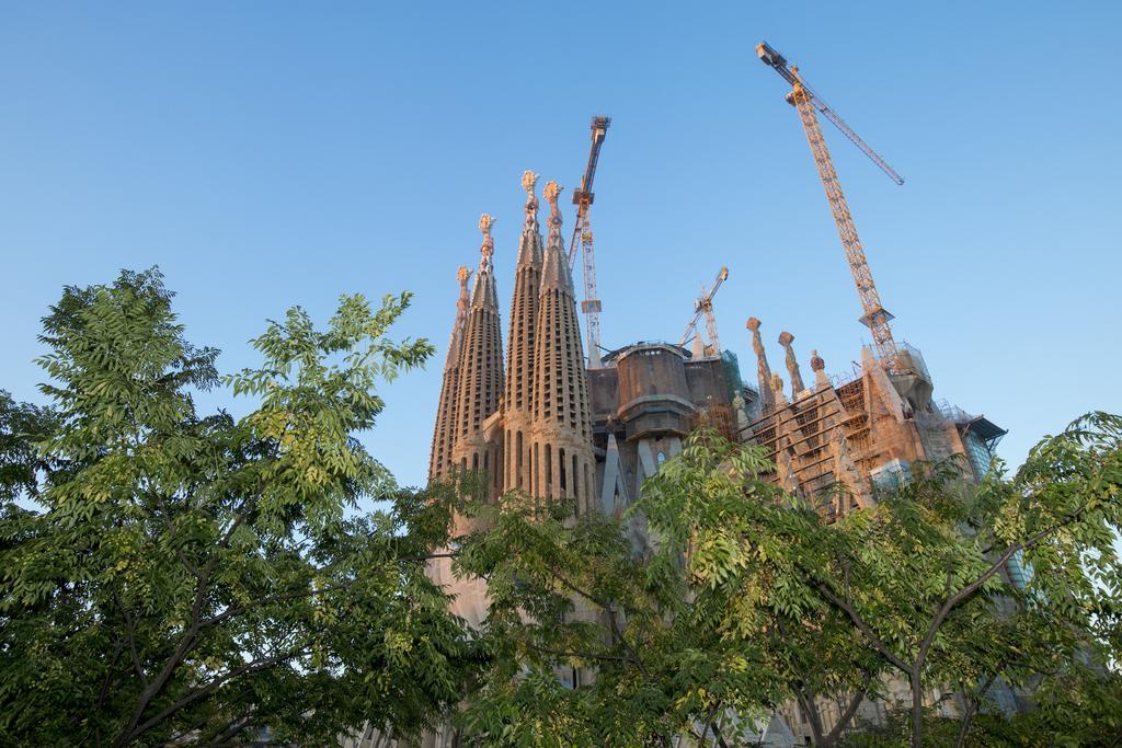 Gaudi Apartment Барселона Екстер'єр фото